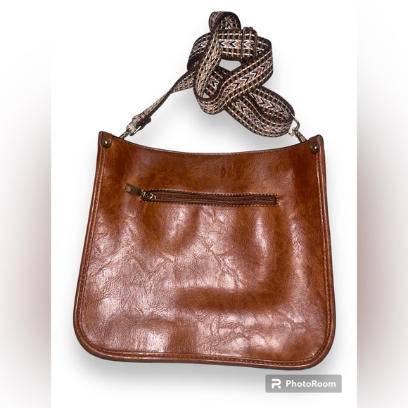 EUC Vintage Classic Animal Pattern Shoulder Bag With Guitar Crossbody Strap - Picture 3 of 5